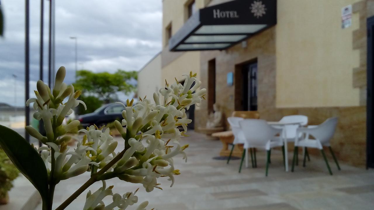 Hotel Primavera Calasparra Exterior foto